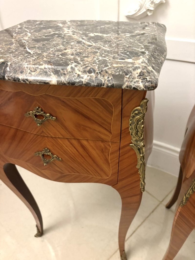 Antique Pair of Quality French Louis XV Style Marble-Top Bedside Cabinets